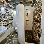 Sea View Stonehouse 홈스테이 바트시