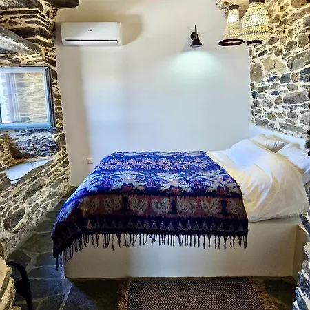Sea View Stonehouse Homestay Batsi (Andros)